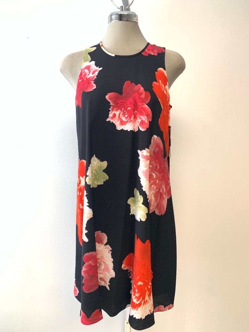 New Calvin Klein Elegant Black Floral Multi Trapeze A Line Dress size 4